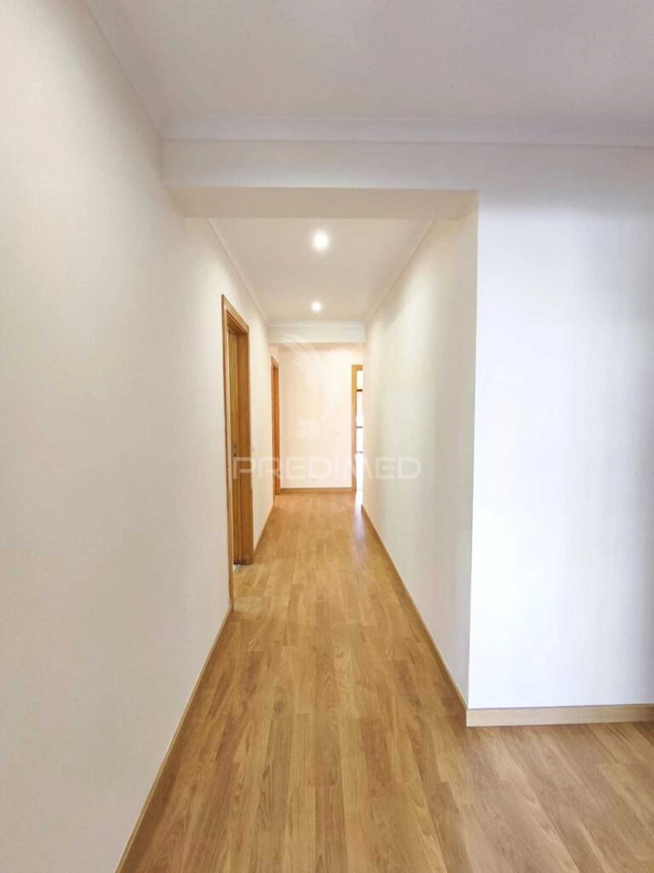 Apartamento T3 para Venda em Rio de Mouro Foto 6