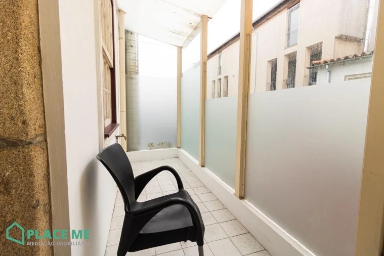Apartamento T2 para Arrendamento em Braga (Maximinos, Sé e Cividade) Foto 11