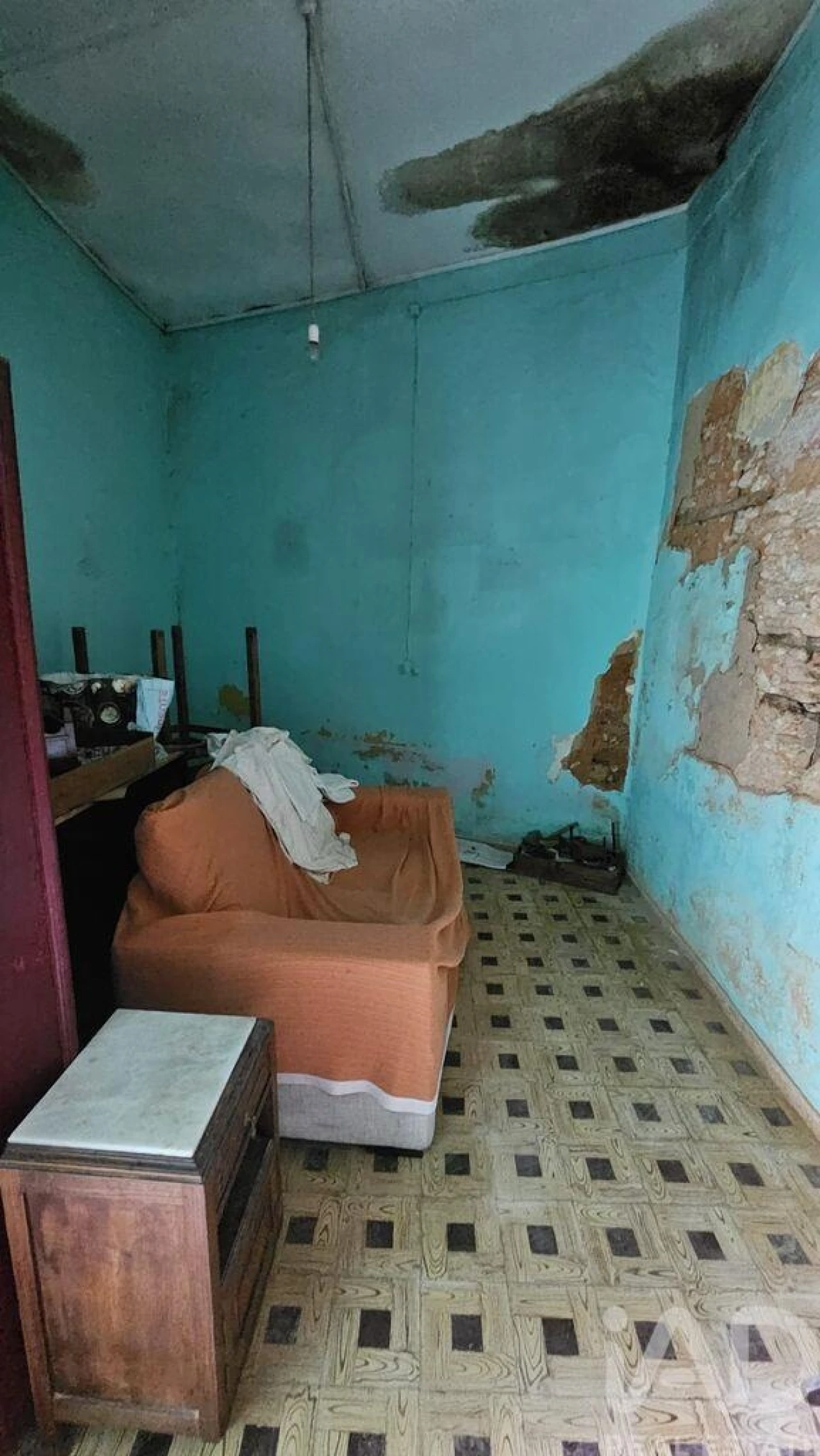 Moradia T2 para Venda em Loule (São Sebastião) Foto 4