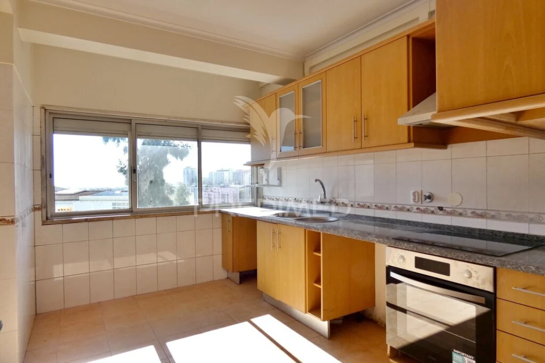 Apartamento T2 para Venda em Queluz e Belas Foto 9