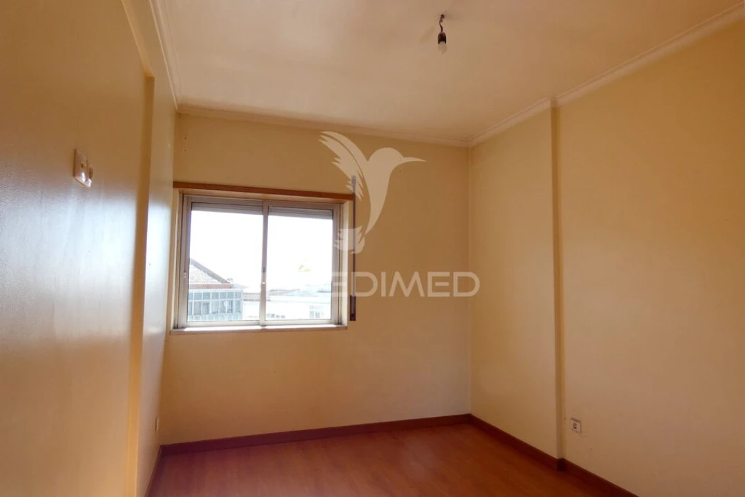 Apartamento T2 para Venda em Queluz e Belas Foto 10