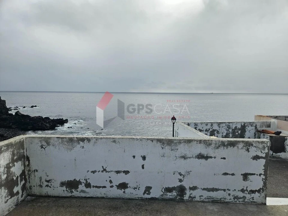 Moradia T2 para Venda em Porto Judeu Foto 27