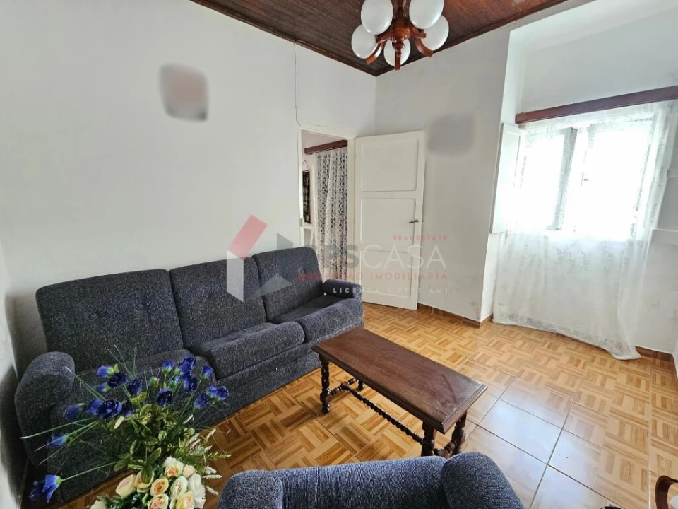 Moradia T2 para Venda em Porto Judeu Foto 3