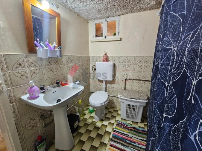 Moradia T2 para Venda em Porto Judeu Foto 15