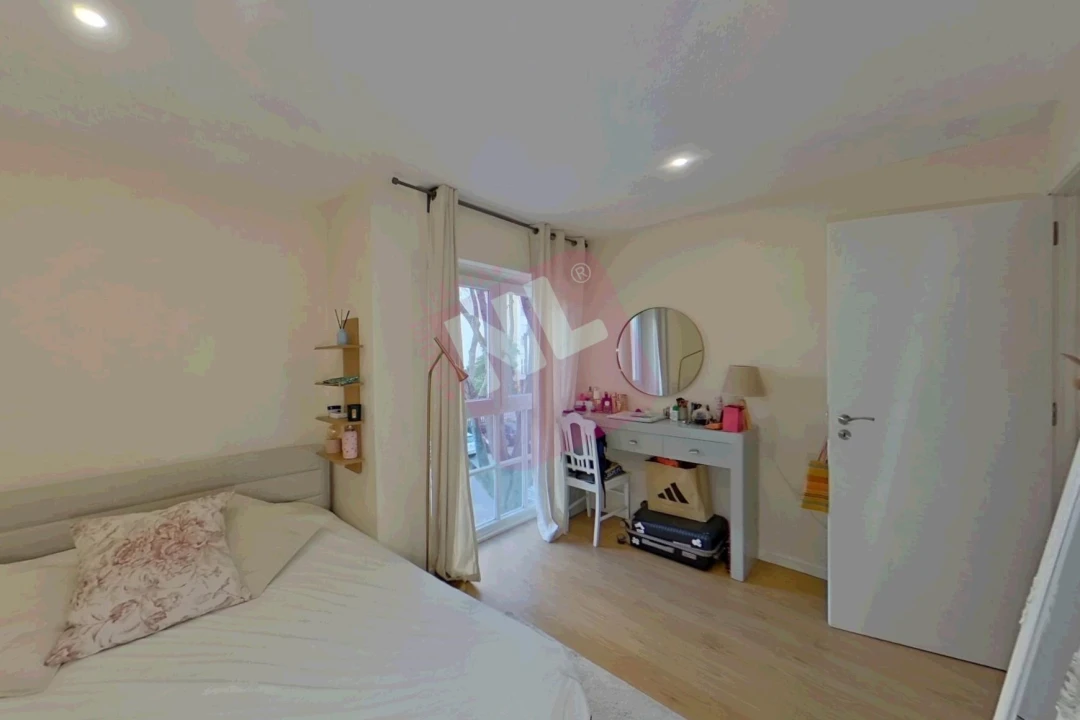 Apartamento T4 para Arrendamento em Lumiar Foto 27