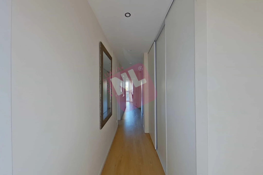 Apartamento T4 para Arrendamento em Lumiar Foto 16