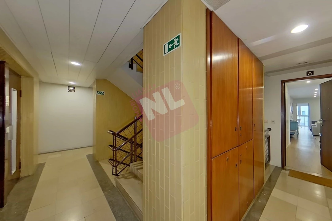 Apartamento T4 para Arrendamento em Lumiar Foto 2