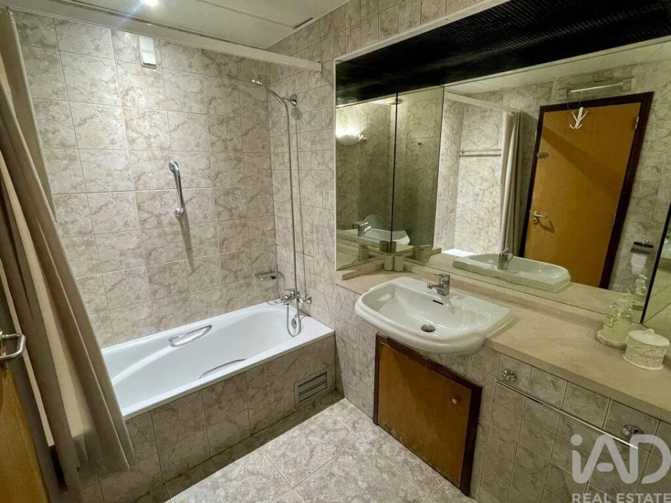 Apartamento T1 para Venda em Albufeira e Olhos de Água Foto 16