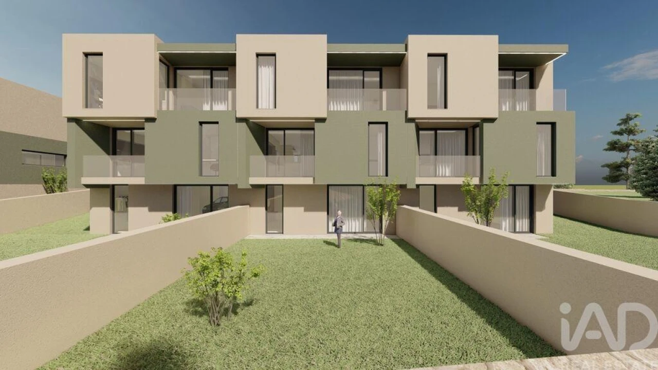 Moradia T3 para Venda em Fradelos Foto 2