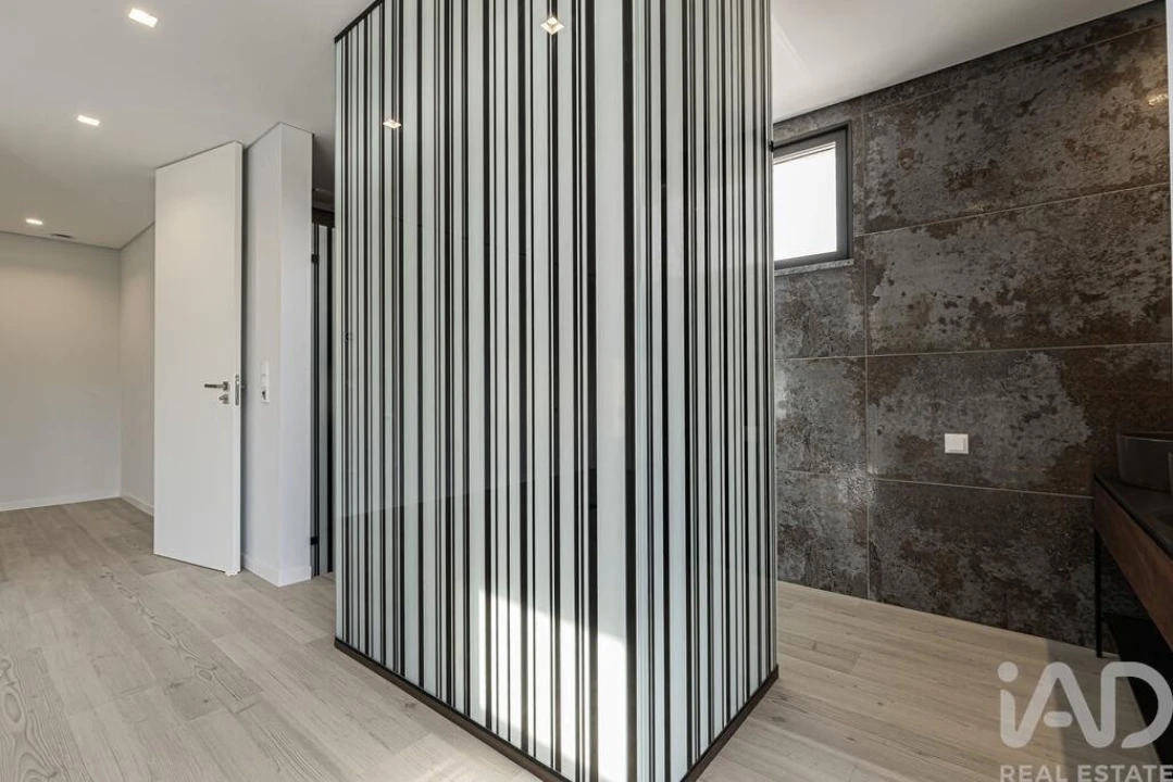 Moradia T5 para Venda em Alcabideche Foto 28