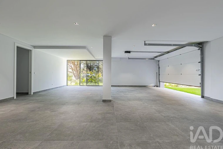 Moradia T5 para Venda em Alcabideche Foto 37