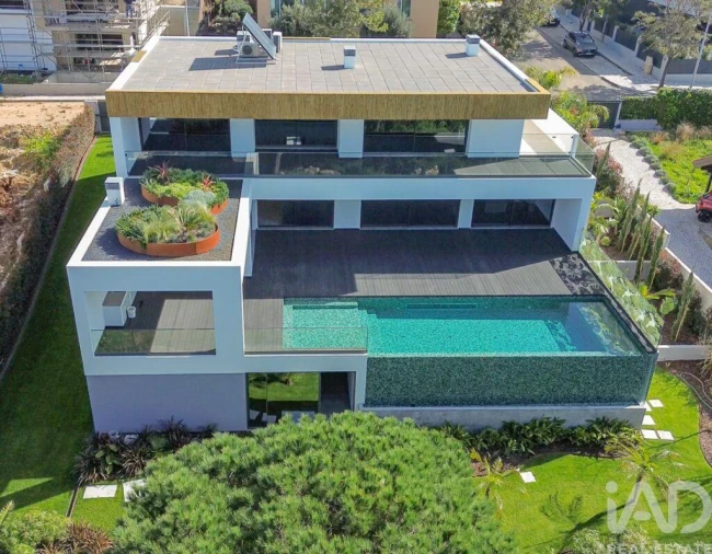 Moradia T5 para Venda em Alcabideche Foto 2