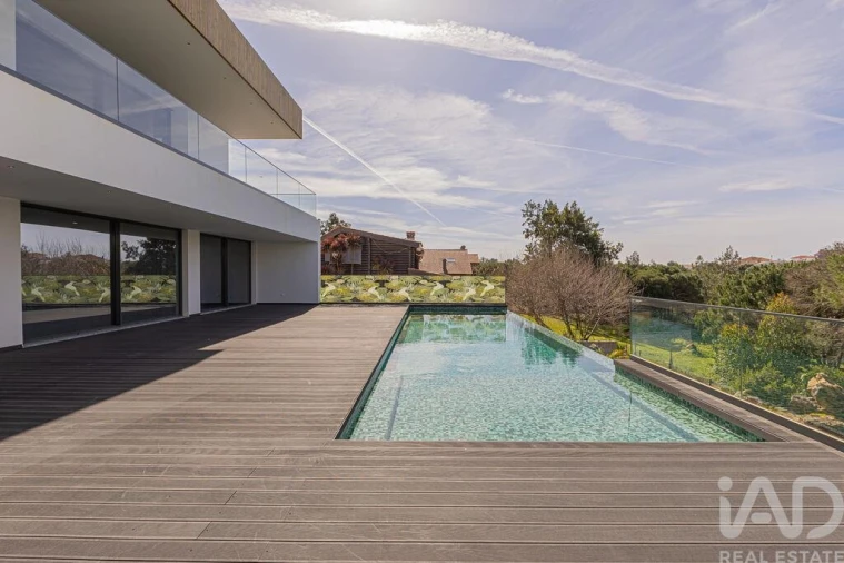 Moradia T5 para Venda em Alcabideche Foto 4