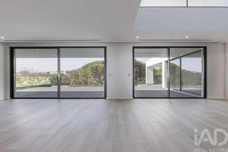 Moradia T5 para Venda em Alcabideche Foto 16