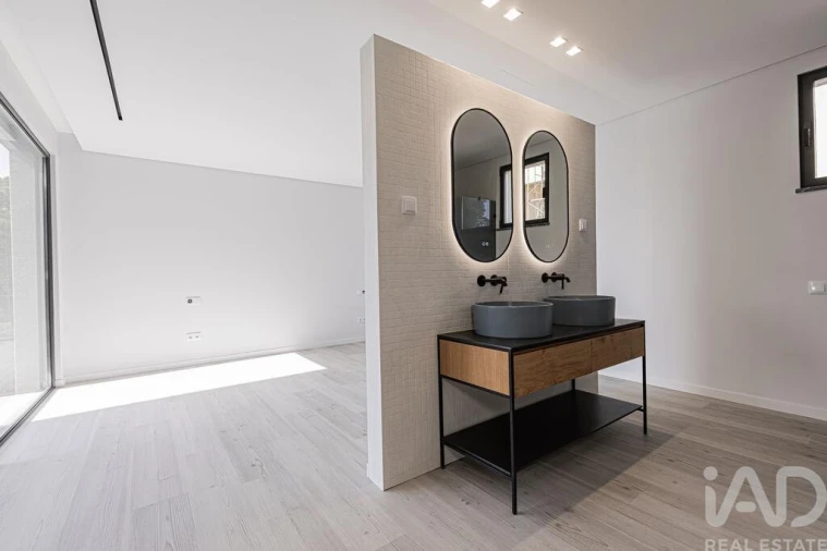 Moradia T5 para Venda em Alcabideche Foto 19