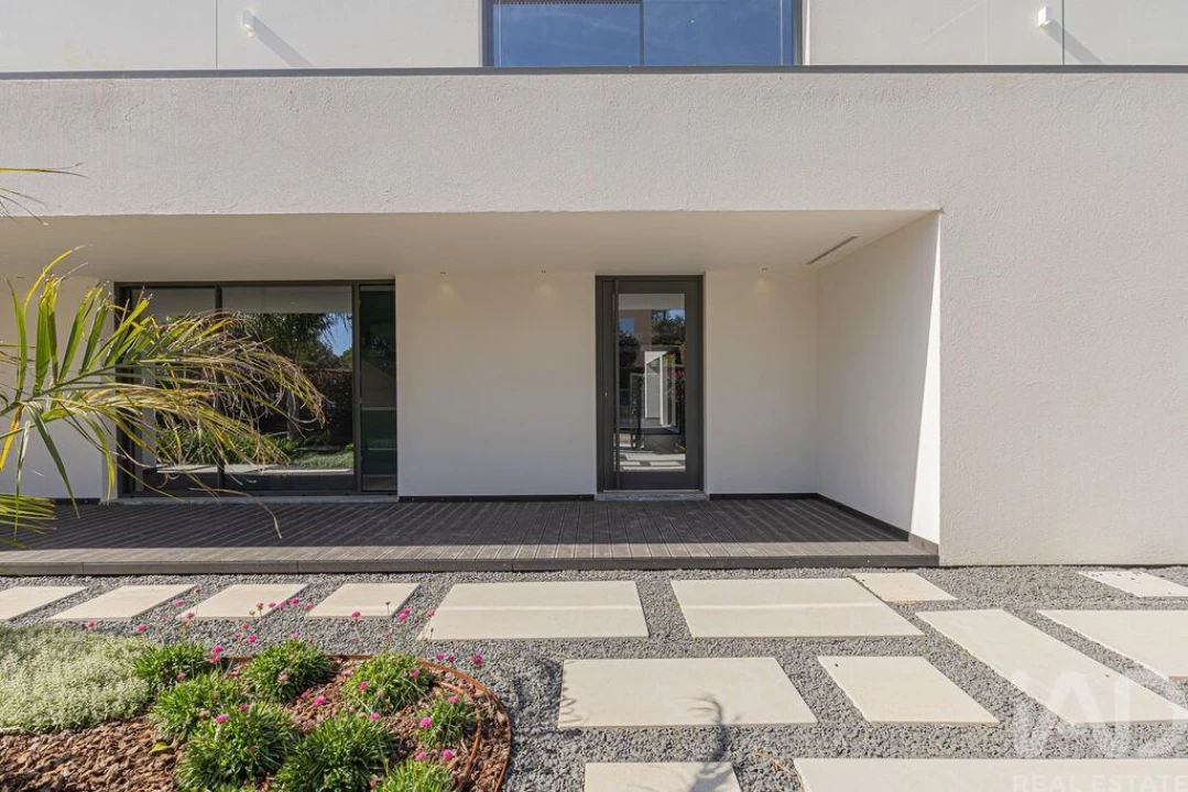 Moradia T5 para Venda em Alcabideche Foto 8