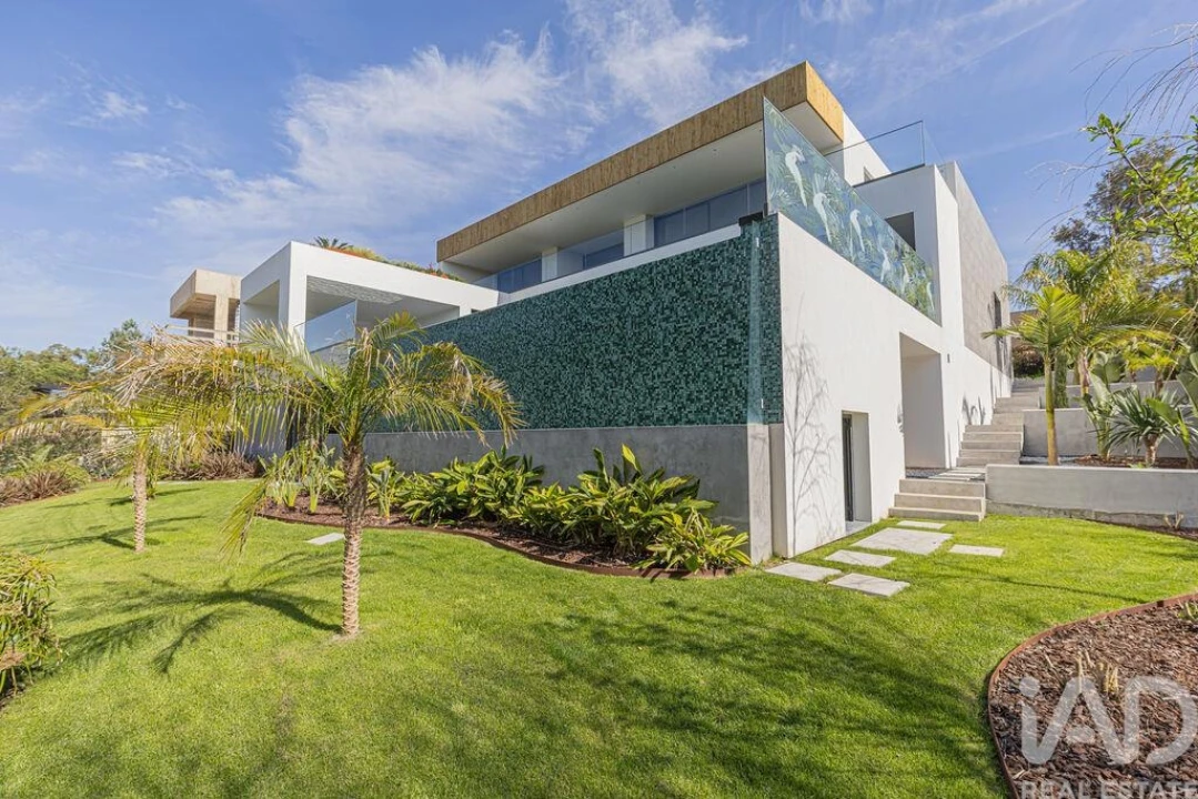 Moradia T5 para Venda em Alcabideche Foto 3