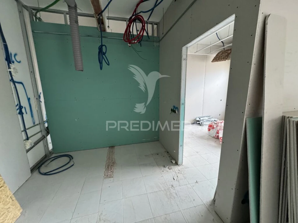 Apartamento T1 para Venda em Minde Foto 6