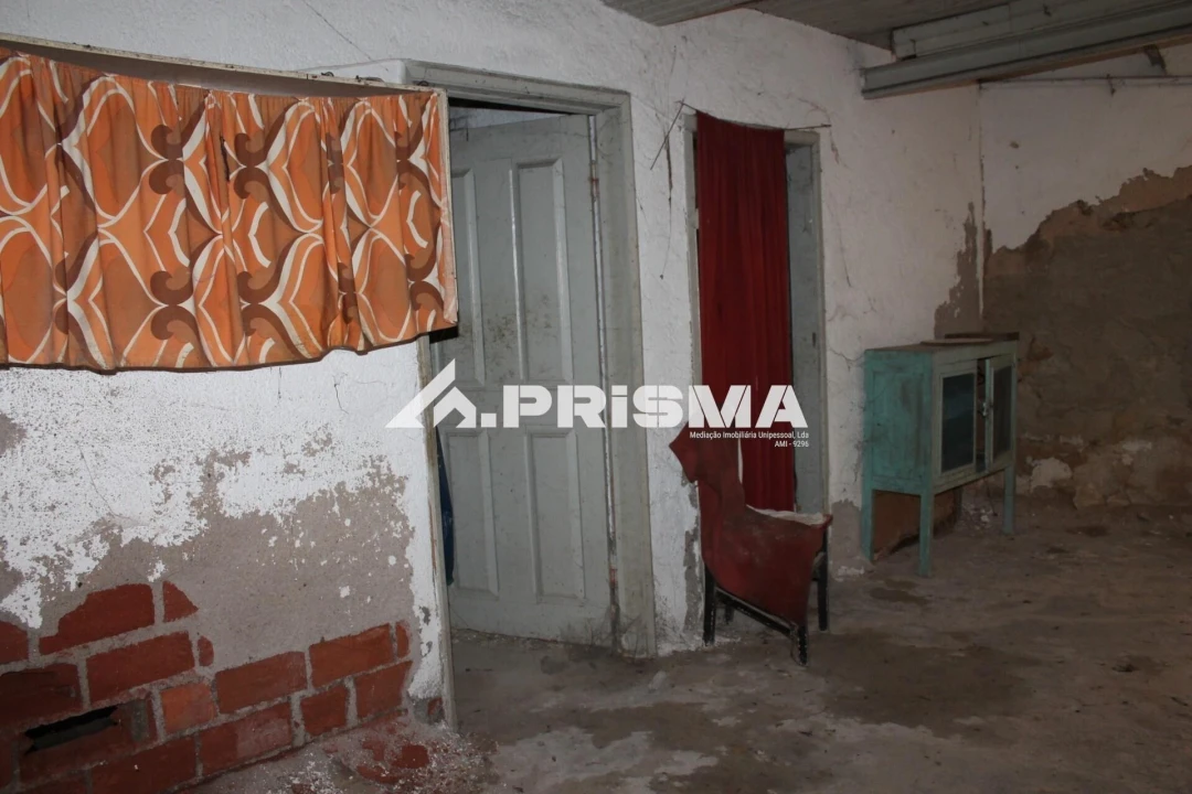 Moradia T4 para Venda em Alcains Foto 26