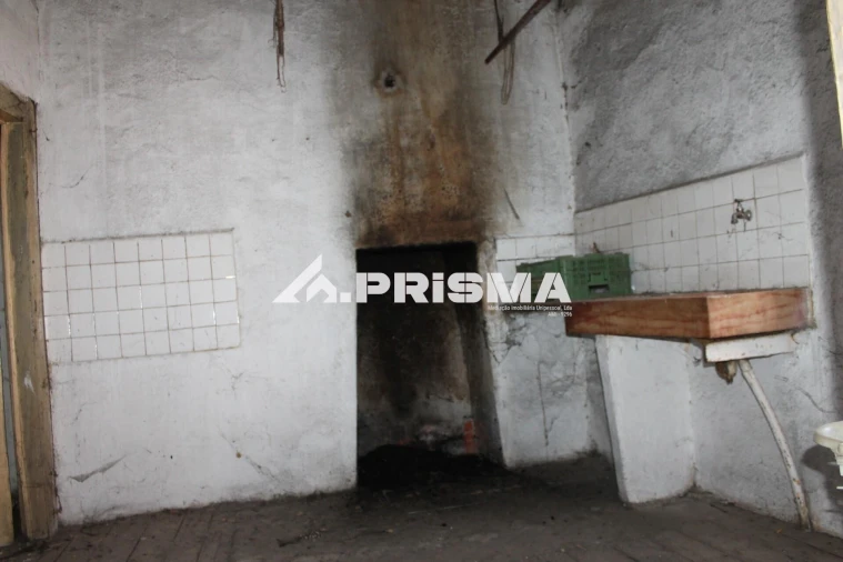 Moradia T4 para Venda em Alcains Foto 10