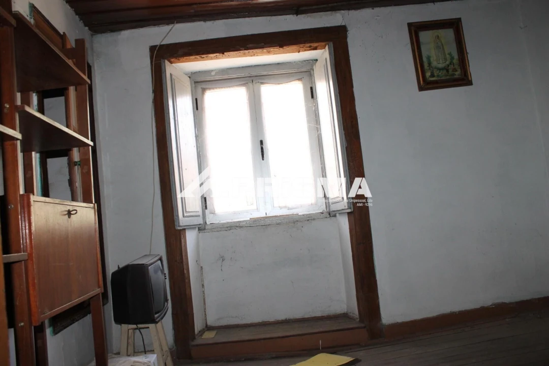 Moradia T4 para Venda em Alcains Foto 20