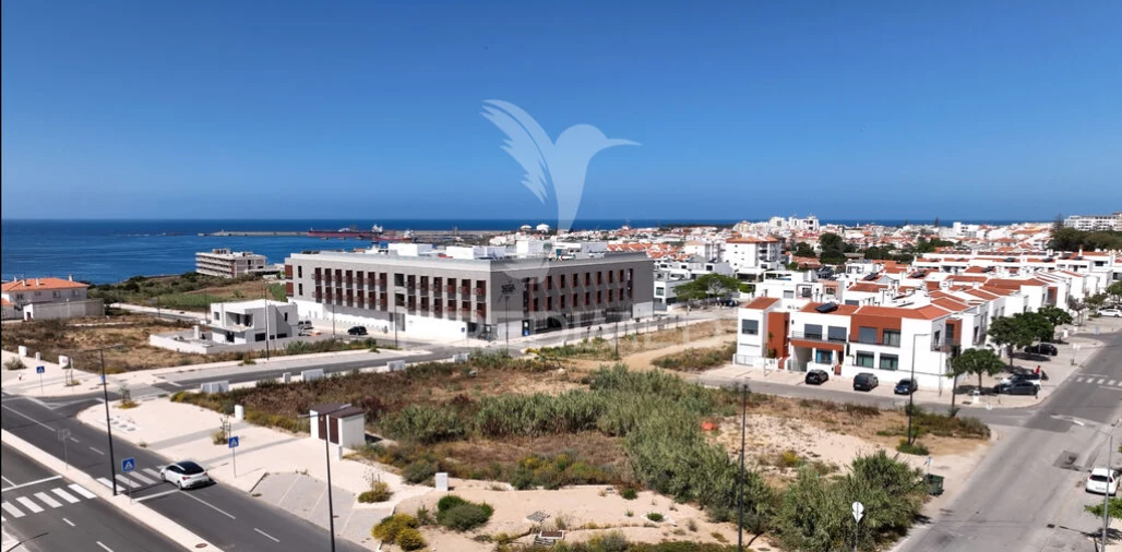 Apartamento T2 para Venda em Sines Foto 13