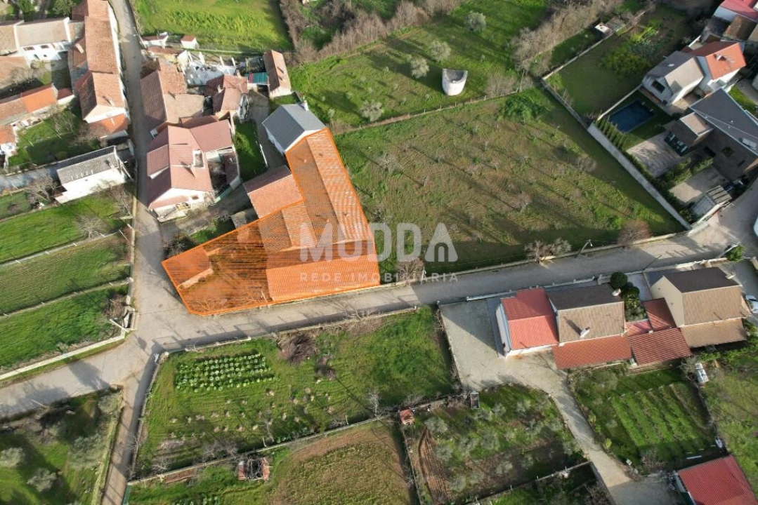 Armazém para Venda em Baçal Foto 2