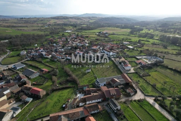 Armazém para Venda em Baçal Foto 6