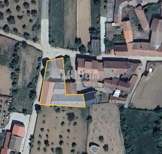 Armazém para Venda em Baçal Foto 3