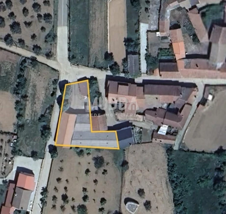 Armazém para Venda em Baçal Foto 3