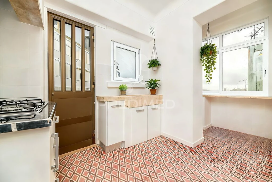 Apartamento T3 para Venda em Alcantara Foto 5