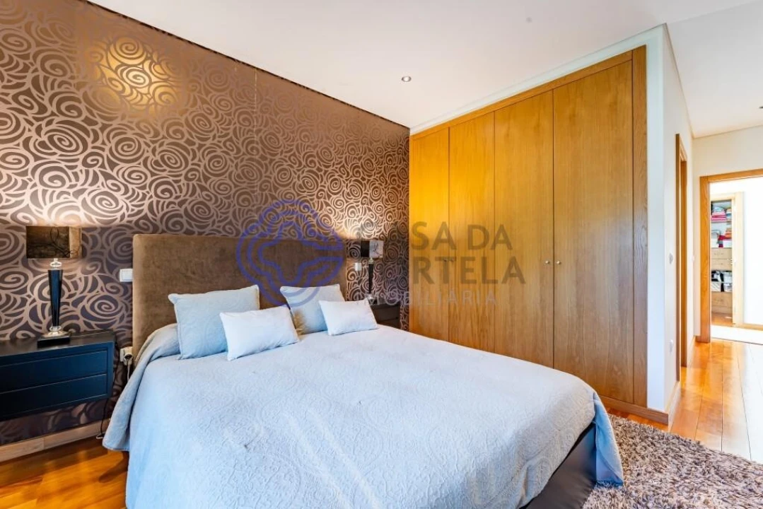 Moradia T4 para Venda em Nogueira e Silva Escura Foto 28