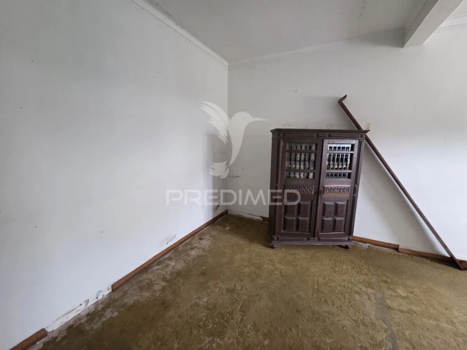 Moradia T3 para Venda em São João Baptista Foto 13