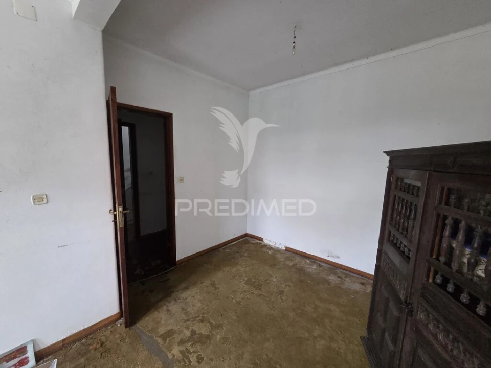 Moradia T3 para Venda em São João Baptista Foto 12