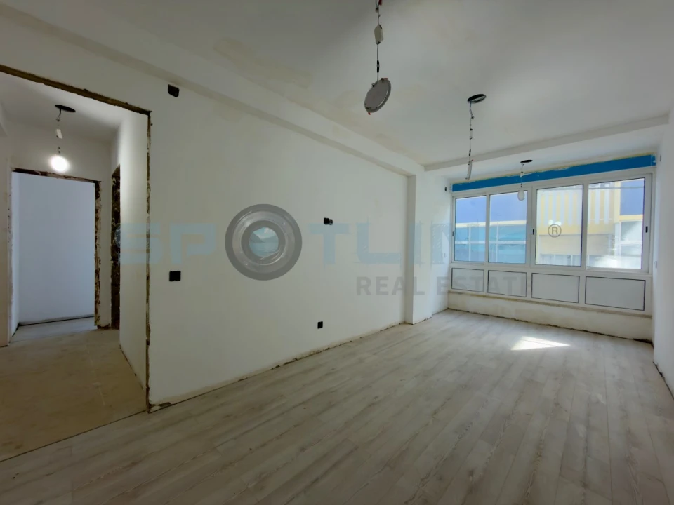 Apartamento T4 para Venda em Laranjeiro e Feijó Foto 17