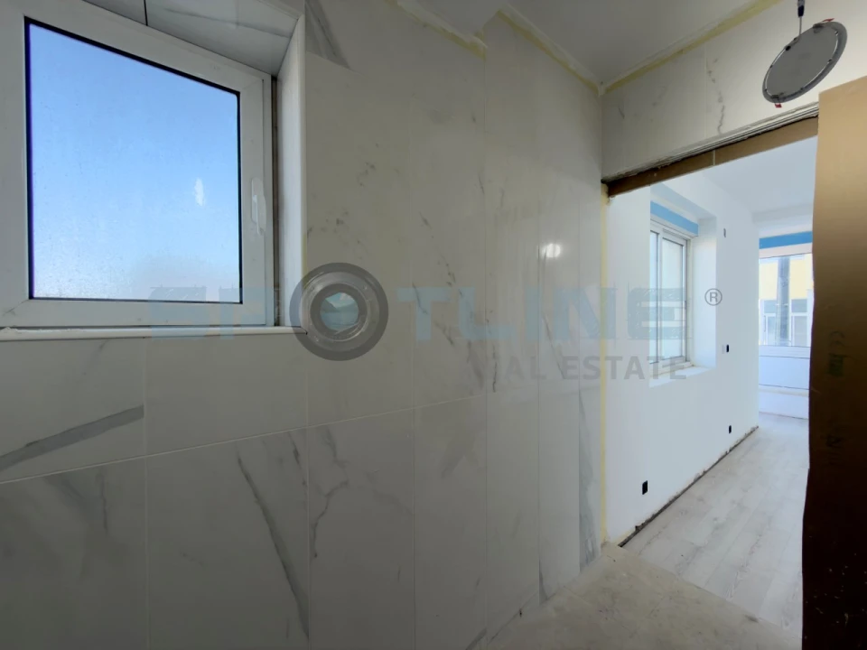 Apartamento T4 para Venda em Laranjeiro e Feijó Foto 38