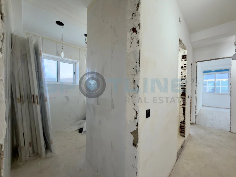 Apartamento T4 para Venda em Laranjeiro e Feijó Foto 43