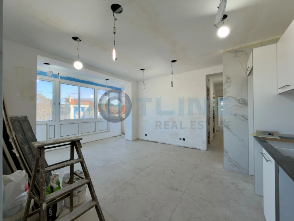 Apartamento T4 para Venda em Laranjeiro e Feijó Foto 56