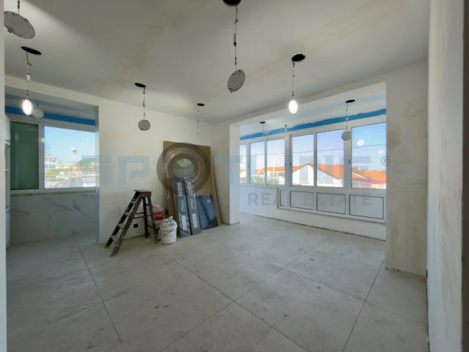 Apartamento T4 para Venda em Laranjeiro e Feijó Foto 51