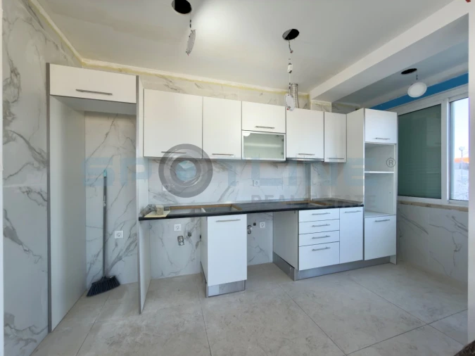 Apartamento T4 para Venda em Laranjeiro e Feijó Foto 58