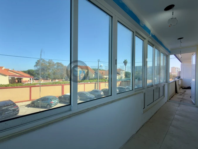 Apartamento T4 para Venda em Laranjeiro e Feijó Foto 61