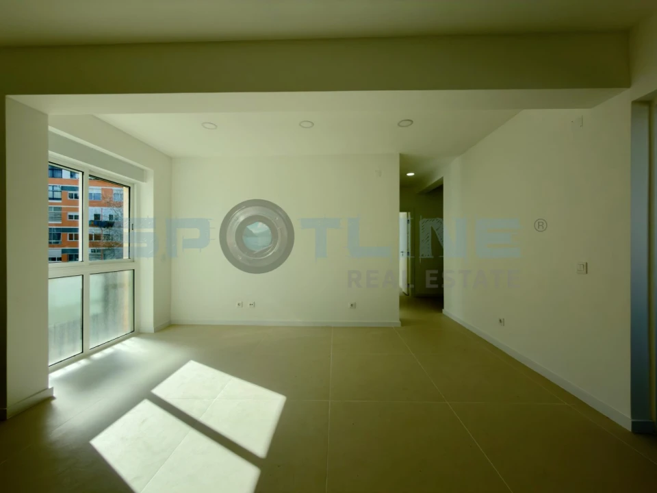 Apartamento T2 para Venda em Laranjeiro e Feijó Foto 17