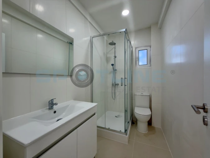 Apartamento T2 para Venda em Laranjeiro e Feijó Foto 9