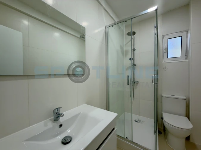 Apartamento T2 para Venda em Laranjeiro e Feijó Foto 11