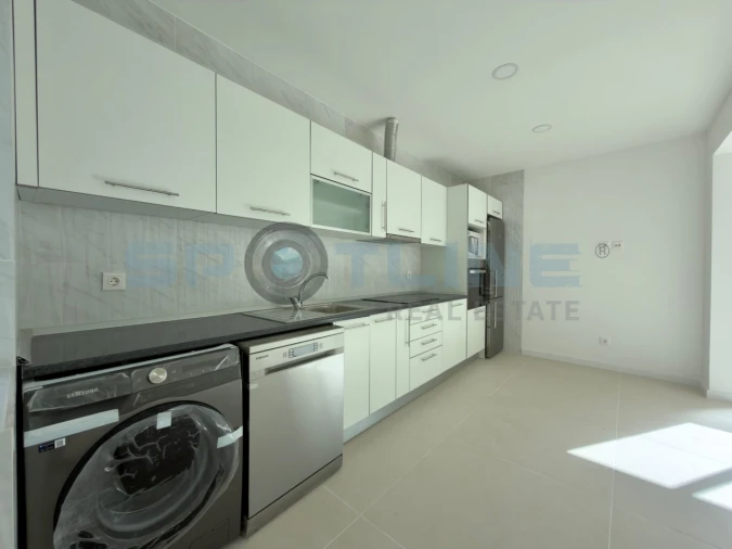 Apartamento T2 para Venda em Laranjeiro e Feijó Foto 21