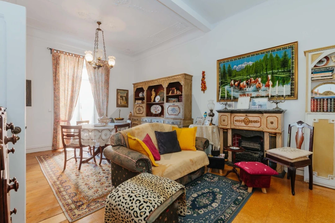 Apartamento T3 para Venda em Arroios Foto 1