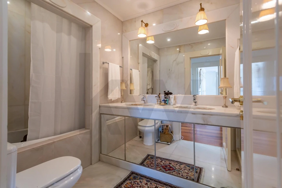 Apartamento T6 para Venda em Águas Livres Foto 16