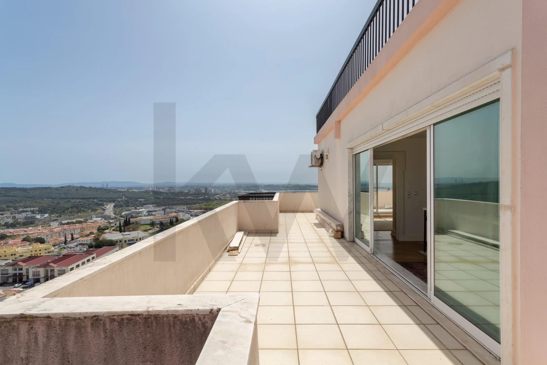 Apartamento T6 para Venda em Águas Livres Foto 31