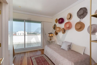 Apartamento T6 para Venda em Águas Livres