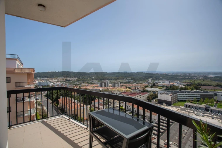 Apartamento T6 para Venda em Águas Livres Foto 8